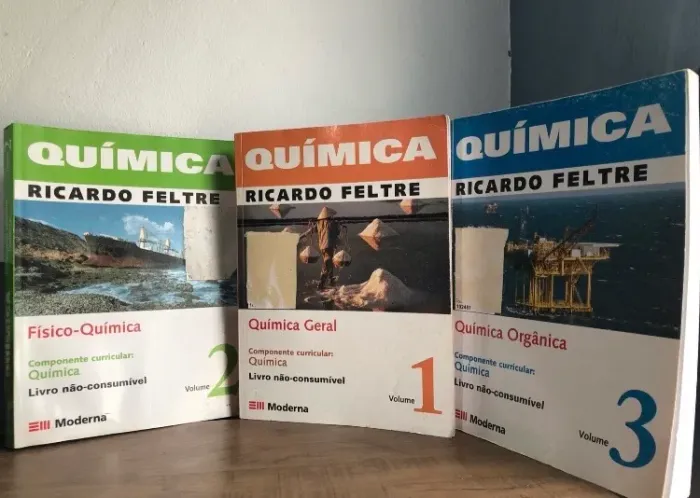 Livros feltre química volumes 1,2,3