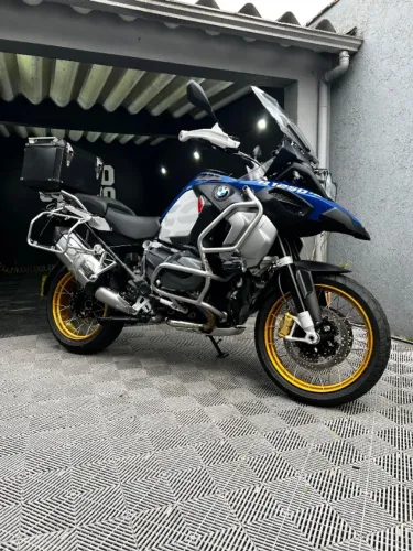 BMW R1250 ADV HP Baixo km
