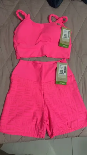 Conjunto live novo, na etiqueta.