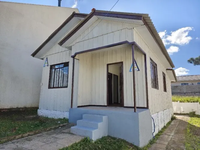 Residência com 2 quartos para alugar por R$ 2000.00, 50.00 m2 - CAPAO DA IMBUIA - CURITIBA