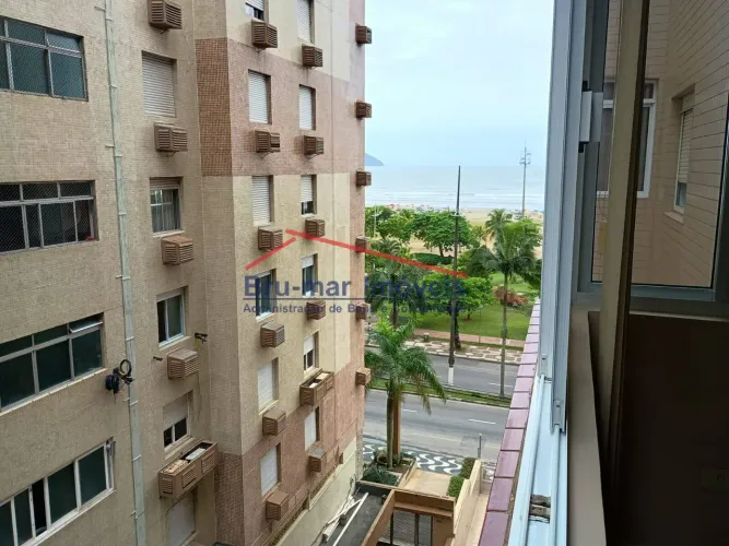 Apartamento 2 dormitórios 1 suíte, Pompéia, mobiliado, vista lateral do mar