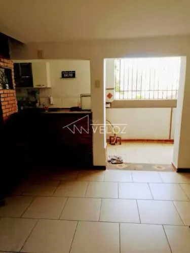 Apartamento : / Residencial / Santa Teresa