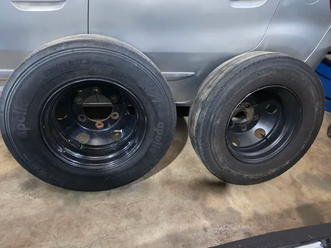 Rodas caminhao 3/7 aro 17.5