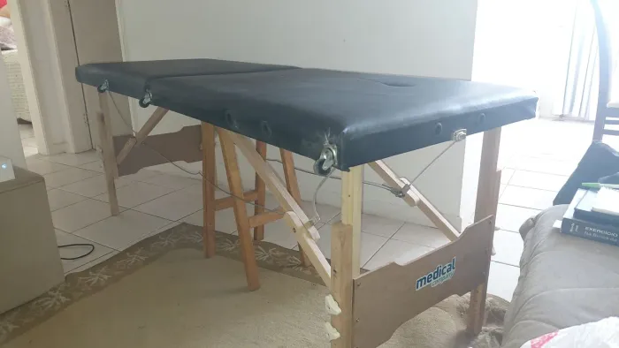 Maca de Fisioterapia Dobrável Medical Company + Acessórios