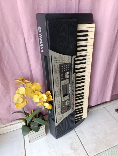 Teclado Yamaha PSR 350 vários progamacao