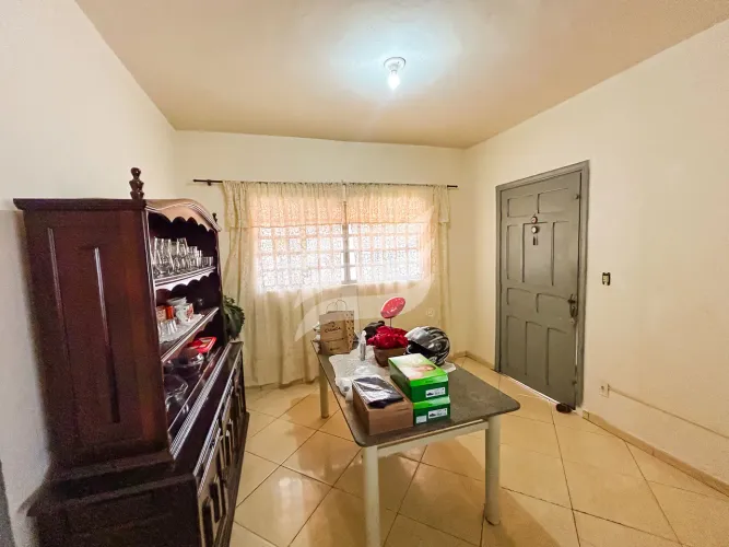 Casa com 3 quartos, sendo uma suíte, no Bairro Jardim Nova Yorque, Araçatuba/SP
