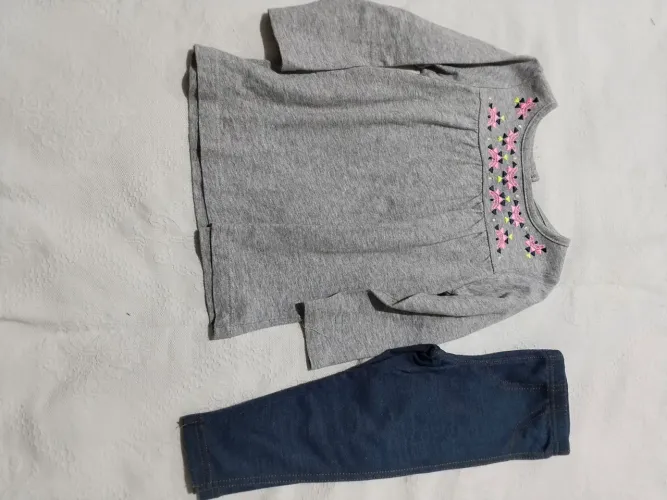 Conjunto infantil feminino carter`s tamanho 18 meses