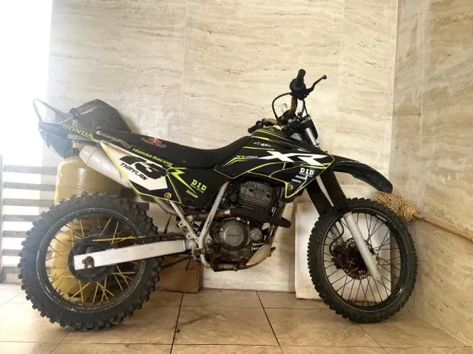 Moto para trilha