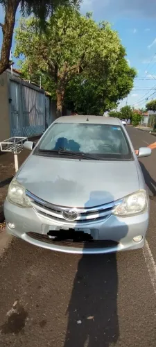 Toyota Etios XLS Sedan 1.5 Flex 16V 4P Mec. 2013