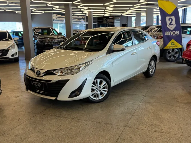 Toyota Yaris XL Sedan 1.5 Flex 16V 4P Aut. 2019