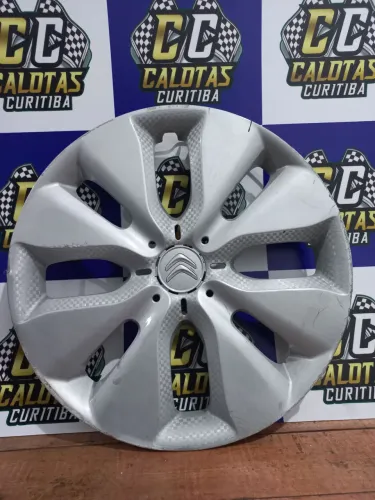 Calota aro 15 Citroen C3 C4 Original usada. R$40,00 a calota. Disk entrega 