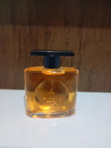 Vendo perfume tabu $25 reais. Retirada em sulacap.