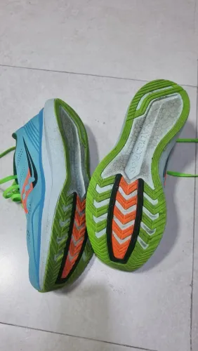 Tênis Saucony Endorphine com Placa T.39 claça 40 Br