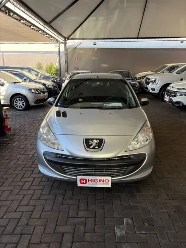 Peugeot 207 XR 1.4 Flex 8V 5P 2011
