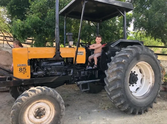 Valmet extra com kit direção hidráulica