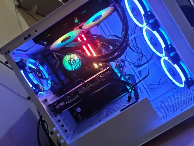 PC Alto Desempenho Ryzen 9 7900X + 64GB + RX 6650 XT