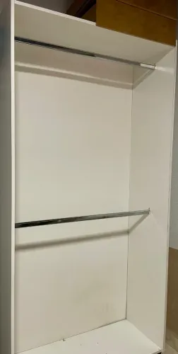 Cabideiro duplo para loja infantil