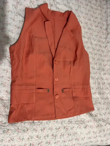 Colete nunca usado R$30,00