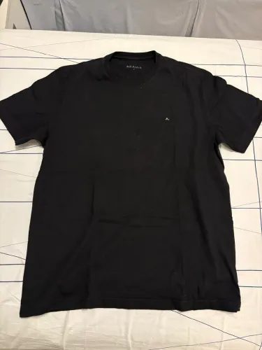 Camiseta Aramis