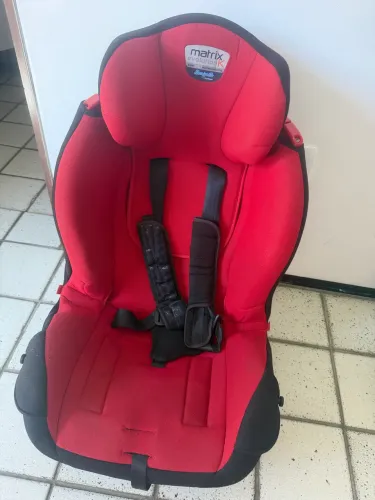 Cadeirinha infantil