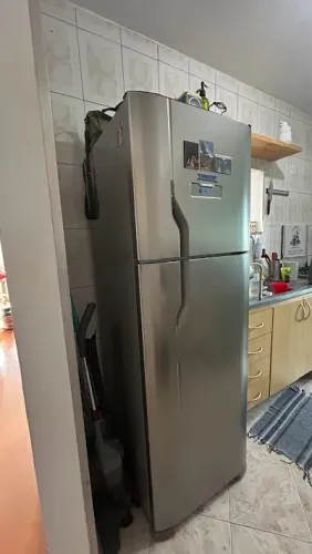 Geladeira/Refrigerador Electrolux Frost Free Inox - Duplex 371L DFX41