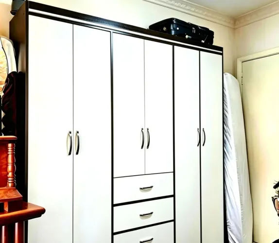 Quarda Roupas 6 Portas