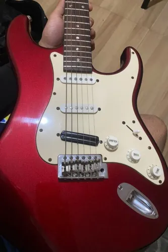 Guitarra Elétrica Tagima T-735 Special Stratocaster (Cap ponte HH777 Malagoli)