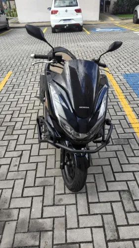 PCX 160 1600$