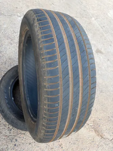 Pneu 225/55/18 Michelin Primacy 4 seminovo 