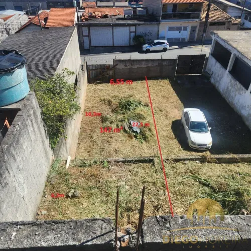 Terreno à Venda 300m² ou meio lote em Terra Preta| Diego Moreira Imóveis