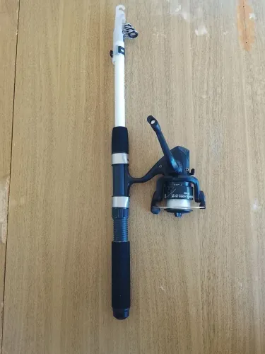 Vendo esse vara de pescar 1,7M usada uma vez