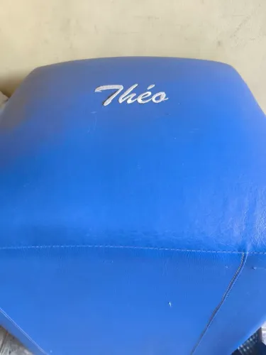 Puff Infantil nome Théo