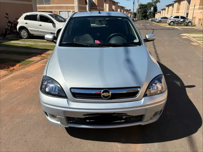 Chevrolet Corsa Hat. Maxx 1.4 8V Econoflex 5P 2012