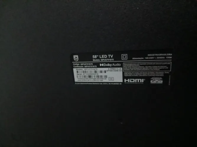 Tv com defeito, para retirada de peças