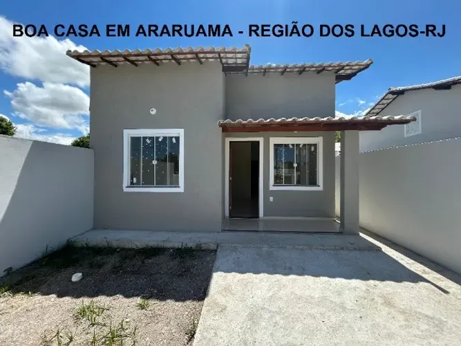 Vendo Boa Casa Araruama Região dos Lagos RJ 2 Quartos Garagem Área Serviço Quintal
