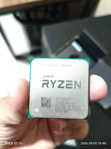 Vendo processador AMD Ryzen 7 3800X com o cooler original Wraith Prism RGB