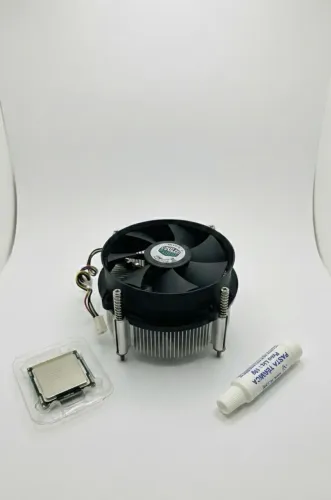 Processador Gamer Xeon X3470 (Bate de frente com i7 3ª Ger) + Cooler + Pasta