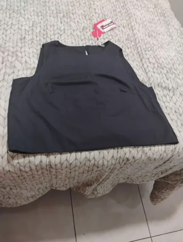 Blusa transpassada preta