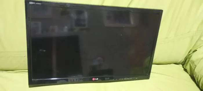 Vendo monitor TV de 24 polegadas $75 reais 