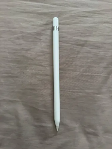 Lápis óptico branco Apple Pencil 1ª geração - USADO E SEM CAIXA