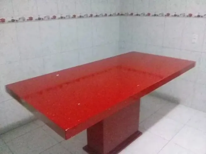 Vende-se mesa de mármore Vermelho estrelar