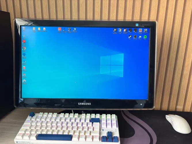 Computador com Monitor 