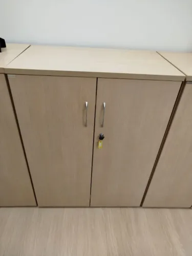 Armário Balcão de Escritório Bortolini MDF Claro com Chave 
