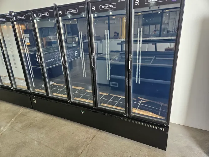 refrigerador expositor para cervejas 5 portas preta - nova
