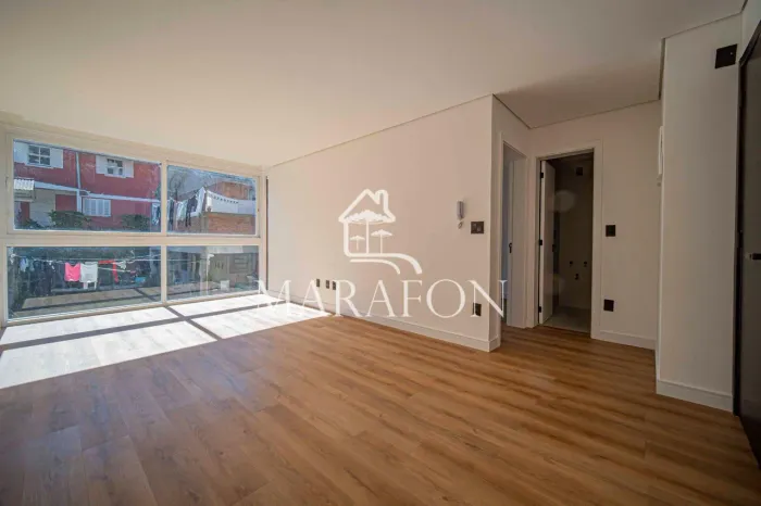 APARTAMENTO À VENDA EM GRAMADO COM DOIS DORMITÓRIOS