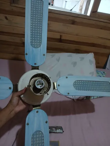 Ventilador de teto com luz 100reais