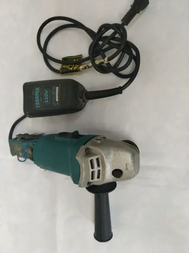 esmerilhadeira tsaper 110v para retirada de peças