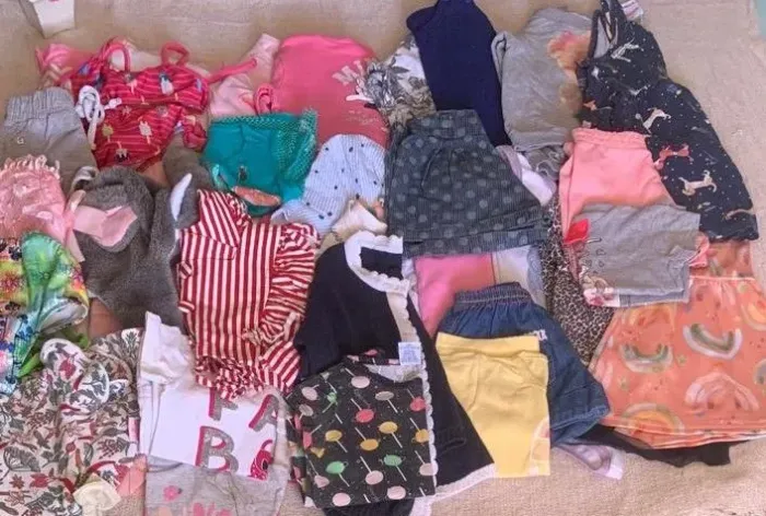 Lote roupa e artigos infantil peças variadas