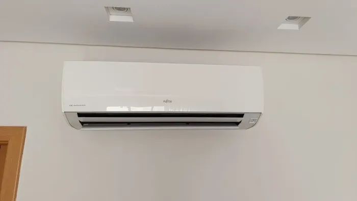 Ar Fujitsu 12k