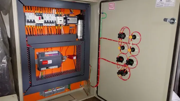 Painel Elétrico de automação Industrial com Clp Honeywell